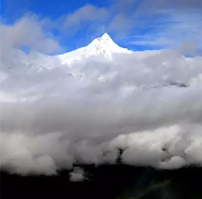 美中国】达瓦更扎看云海不朽情缘正规网站【大(图1) 美中国】达瓦更扎看云海不朽情缘正规网站【大(图1)